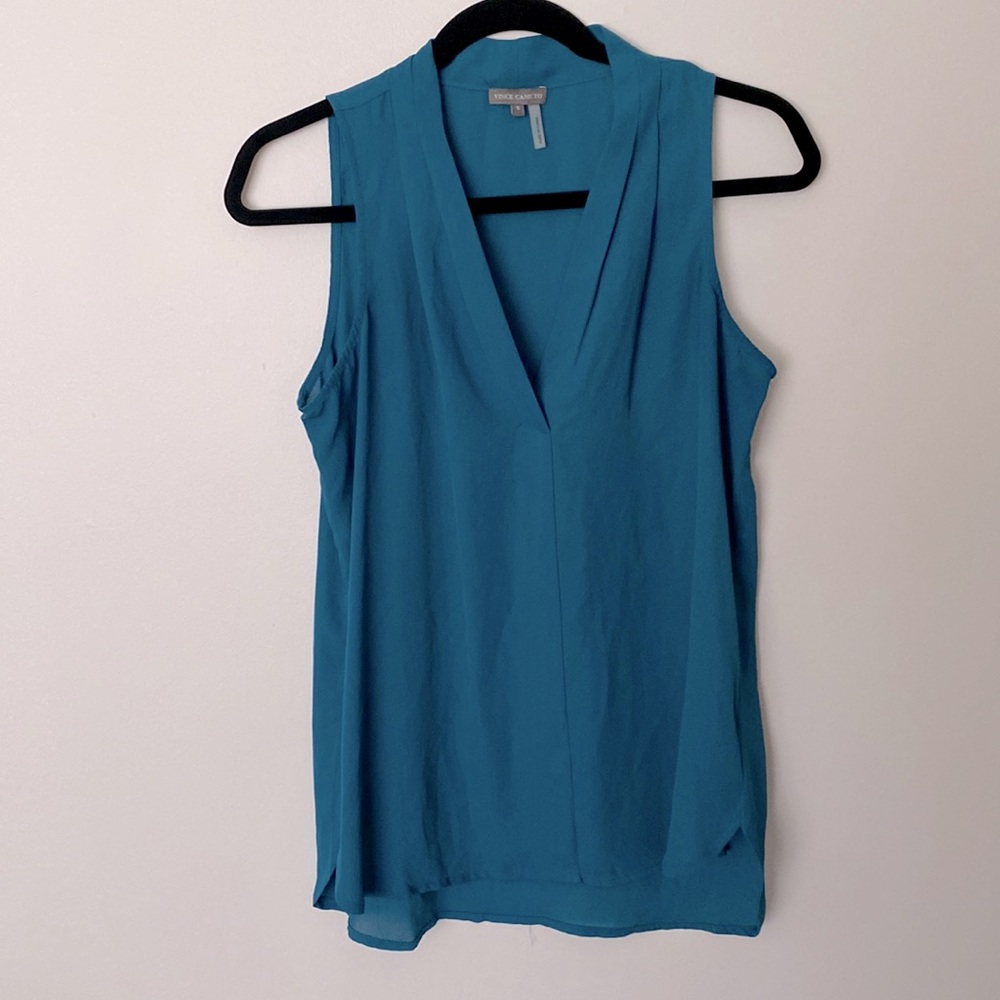 Vince Camuto Sleeveless blouse size small in dark teal